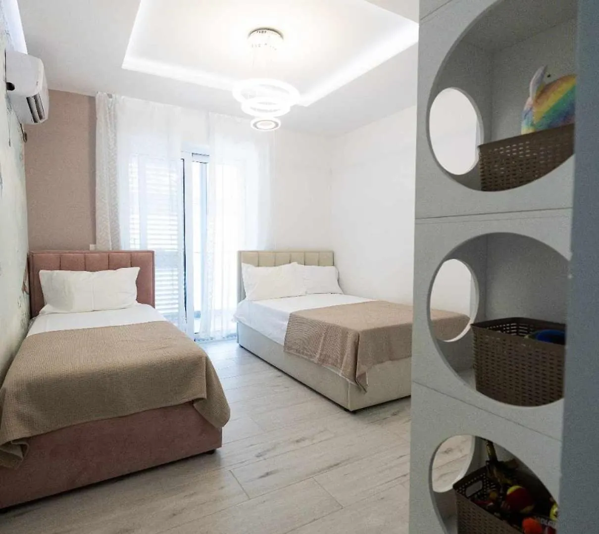 Zoto Luxury Apartment Himare 0*,