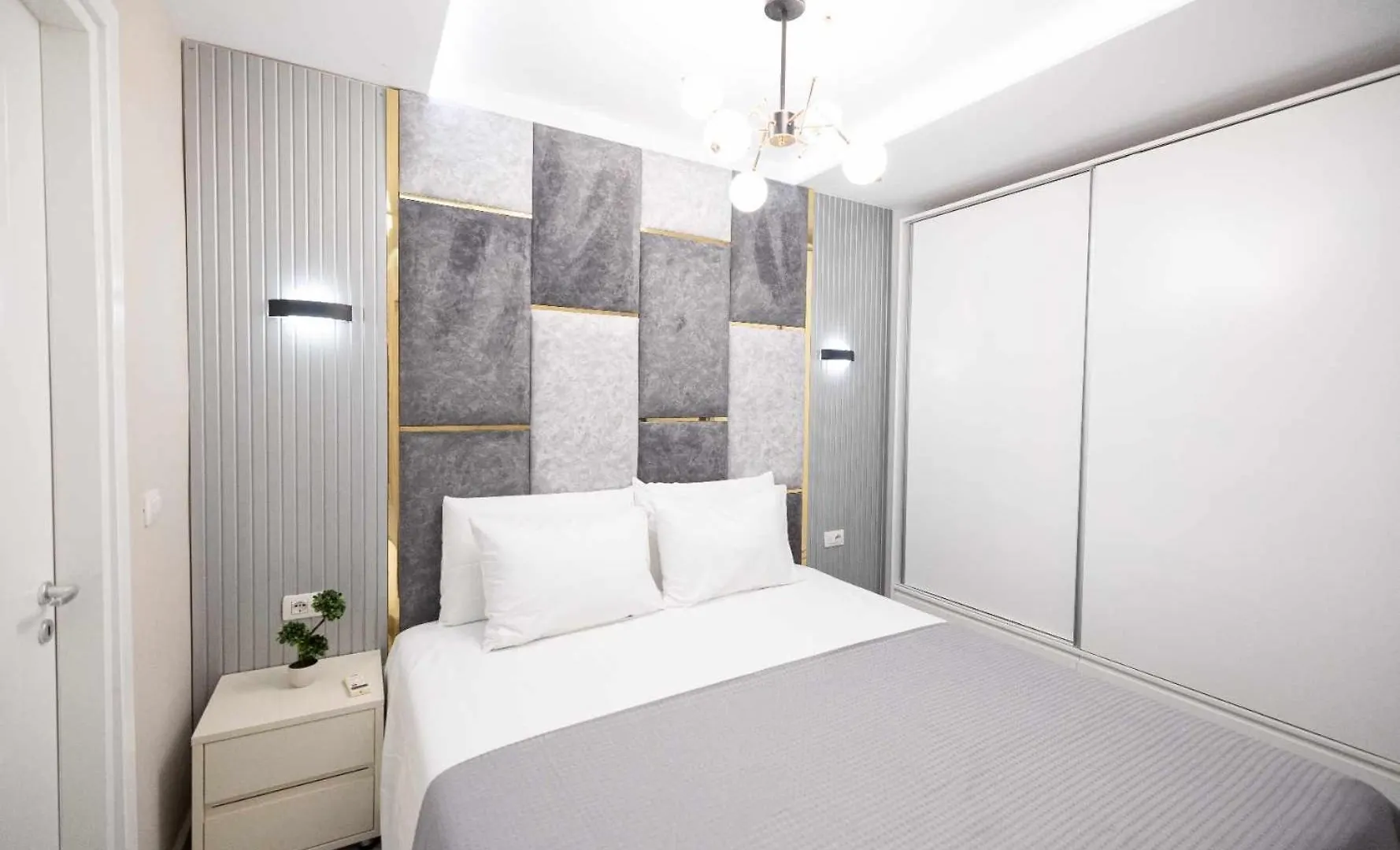 Zoto Luxury Apartment Himare