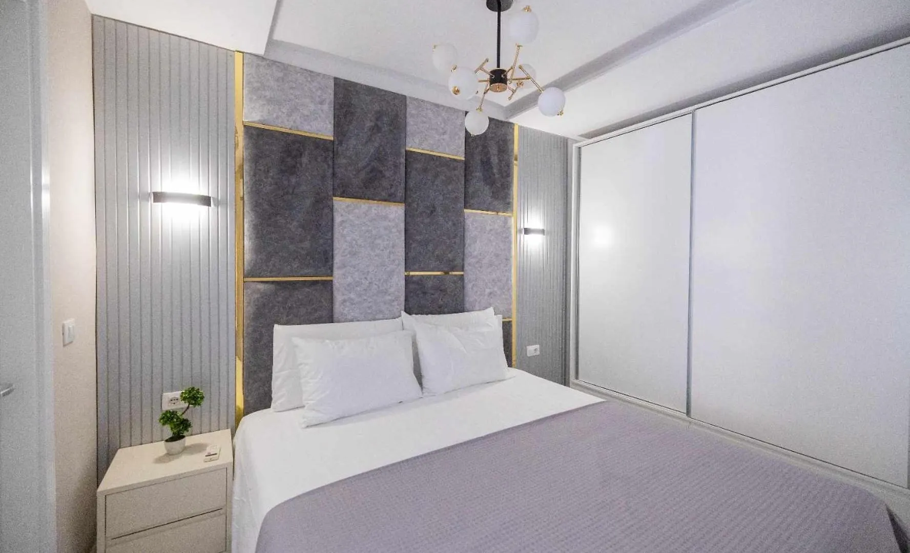 Zoto Luxury Apartment Himare