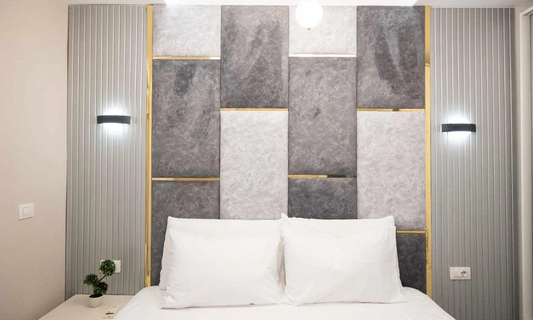 Zoto Luxury Apartment Himare
